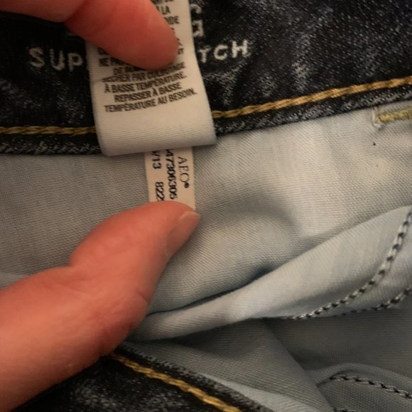 American Eagle Jegging Size 2 Regular Crop Jeans - Picture 4 of 14